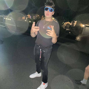 Meet your Posher, Emanuel